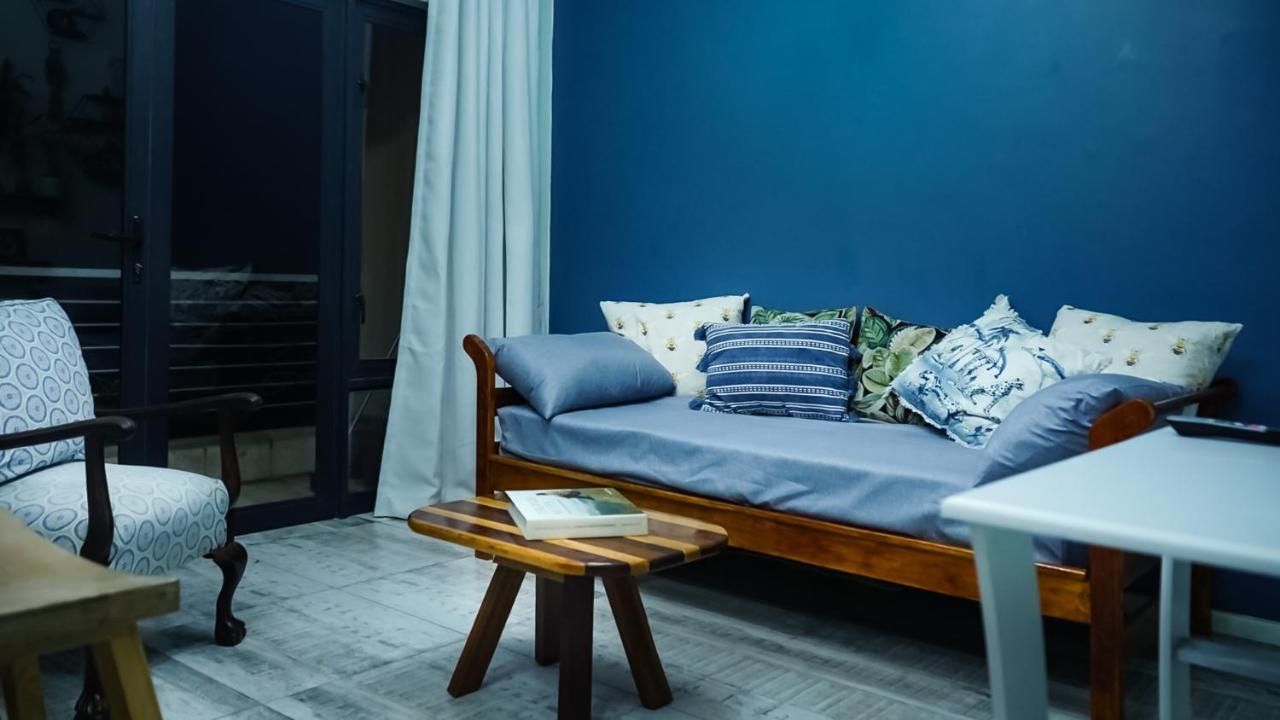 Apartment 1-bedroom With Secure Basement Parking Stellenbosch